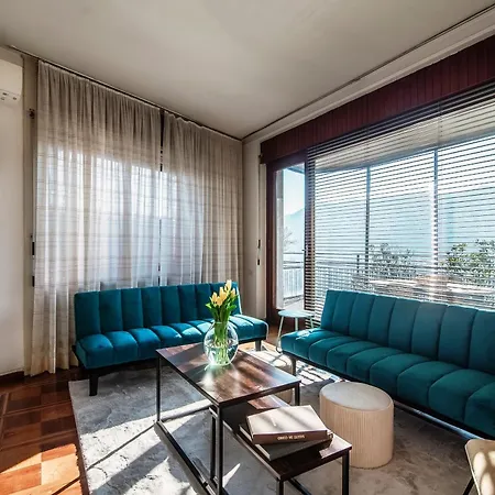 And View - Downtown * Комо