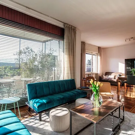 And View - Downtown Appartamento